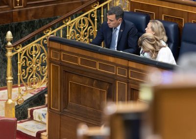 Sánchez escucha a los grupos parlamentarios durante el Debate del estado de la Nación